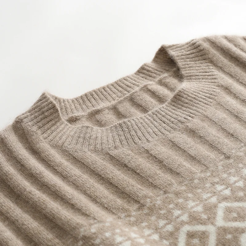 100% Cashmere, Cashmere crew-neck sweater — Black, 14–15.5µm, Cashmere Garment / Women — detail view 6