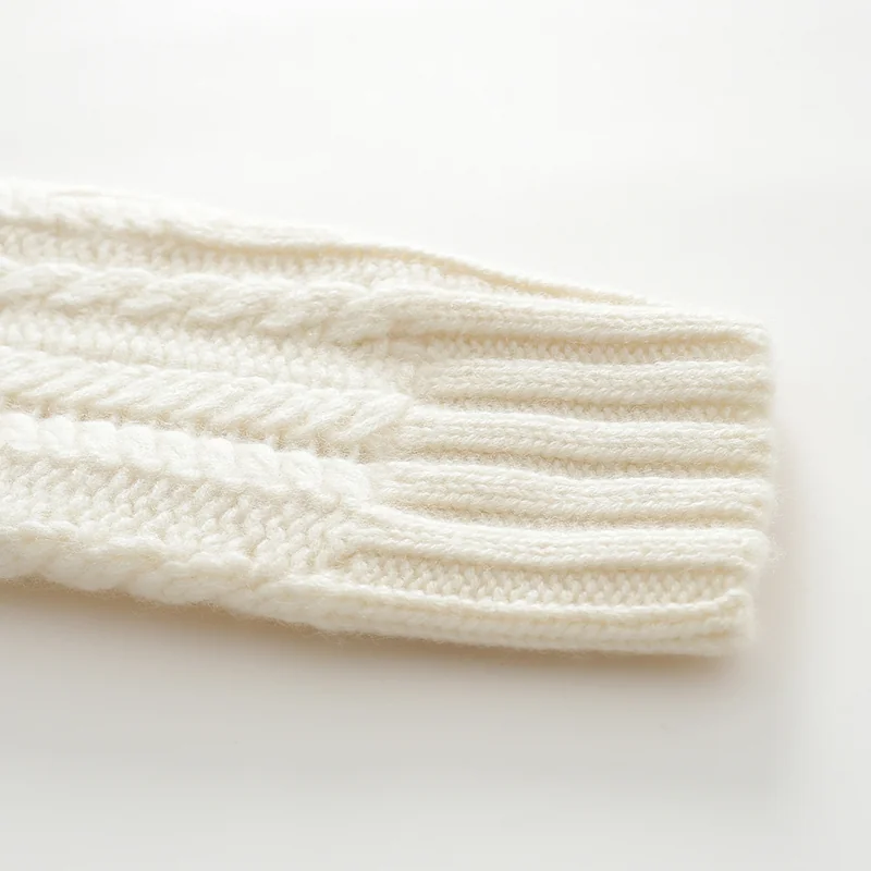 100% Cashmere, Cashmere crew-neck sweater — Green, 14–15.5µm, Cashmere Garment / Women — detail view 5