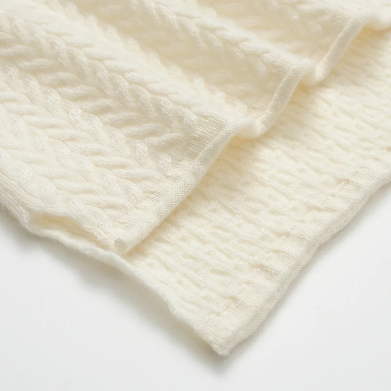 100% Cashmere, Cashmere V-neck sweater — Grey, 14–15.5µm, Cashmere Garment / Women — detail view 6