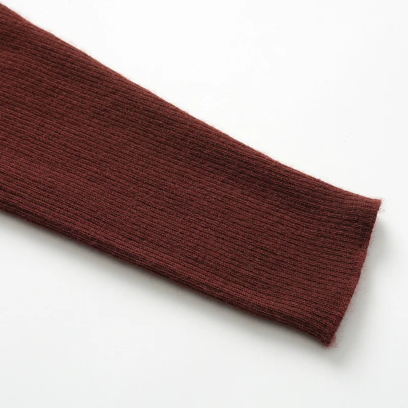 100% Cashmere, Cashmere crew-neck sweater — Black, 14–15.5µm, Cashmere Garment / Women — detail view 5