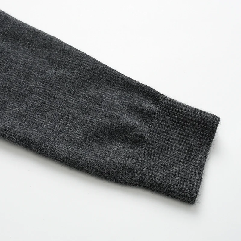 100% Cashmere, Cashmere crew-neck sweater — Red, 14–15.5µm, Cashmere Garment / Women — detail view 7