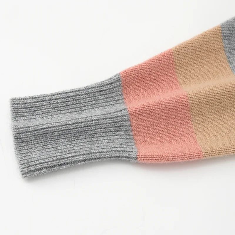 100% Cashmere, Cashmere button-front cardigan — Grey Colour-block, 14–15.5µm, Cashmere Garment / Women — detail view 5