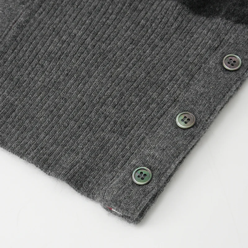 100% Cashmere, Cashmere button-front cardigan — Grey, 14–15.5µm, Cashmere Garment / Women — detail view 5