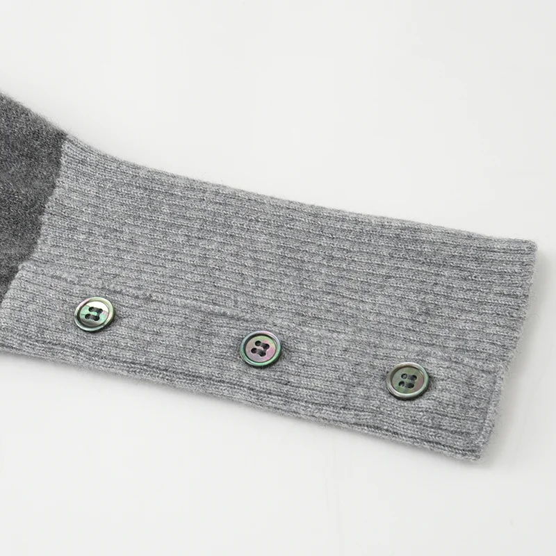100% Cashmere, Cashmere button-front cardigan — Grey, 14–15.5µm, Cashmere Garment / Women — detail view 6