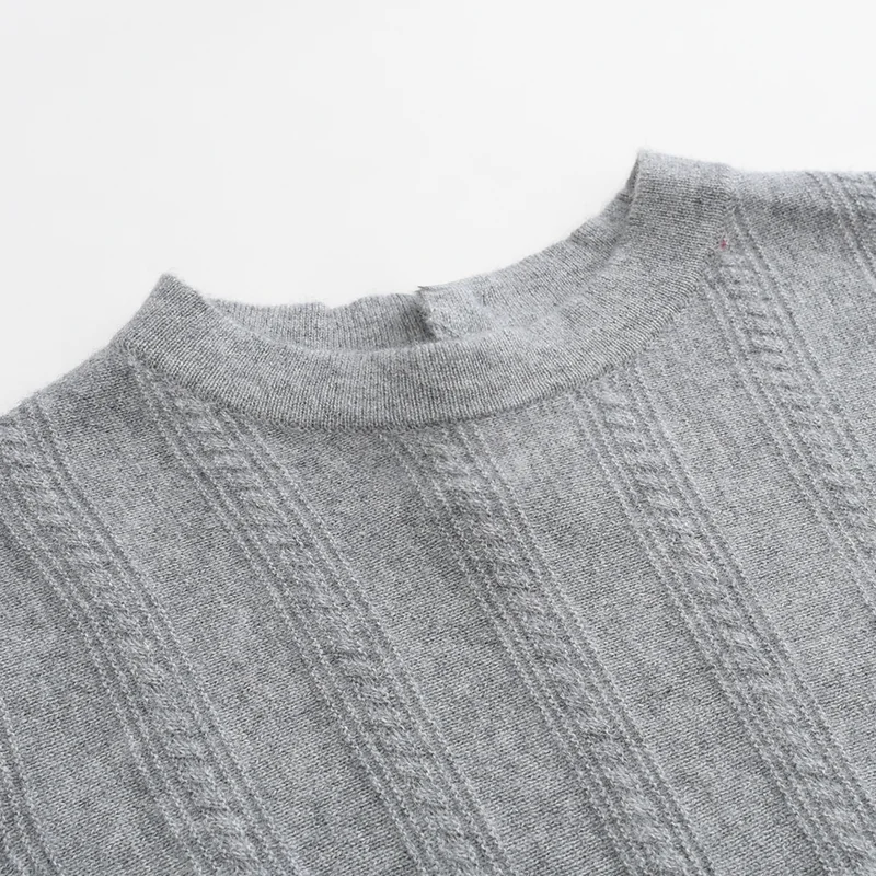 100% Cashmere, Cashmere crew-neck sweater — Red, 14–15.5µm, Cashmere Garment / Women — detail view 7