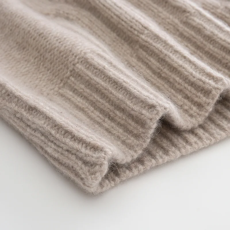 100% Cashmere, Cashmere crew-neck sweater — Black Cable, 14–15.5µm, Cashmere Garment / Women — detail view 5