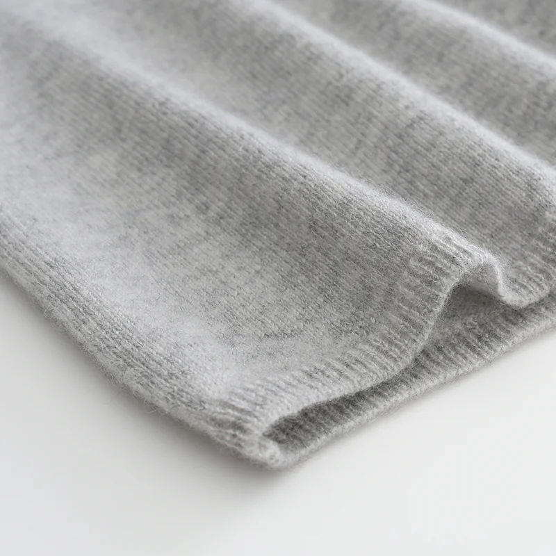 100% Cashmere, Cashmere crew-neck sweater — Black Cable, 14–15.5µm, Cashmere Garment / Women — detail view 4