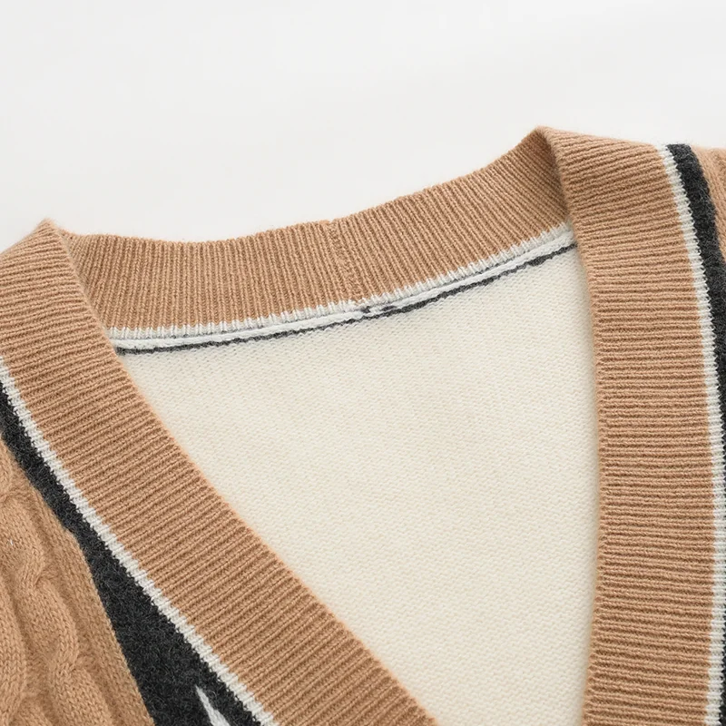 100% Cashmere, Cashmere button-front cardigan — Black Colour-block, 14–15.5µm, Cashmere Garment / Women — detail view 6