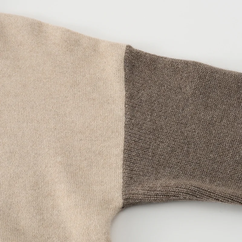 100% Cashmere, Cashmere crew-neck sweater — Grey Colour-block, 14–15.5µm, Cashmere Garment / Women — detail view 5