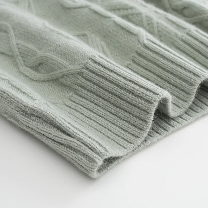100% Cashmere, Cashmere crew-neck sweater — Grey Cable, 14–15.5µm, Cashmere Garment / Women — detail view 5