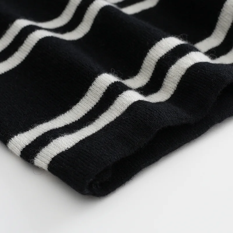 100% Cashmere, Cashmere knit skirt — Striped skirt, 14–15.5µm, Cashmere Garment / Women — detail view 3