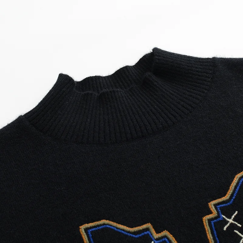 100% Cashmere, Cashmere crew-neck sweater — Red Jacquard, 14–15.5µm, Cashmere Garment / Women — detail view 6