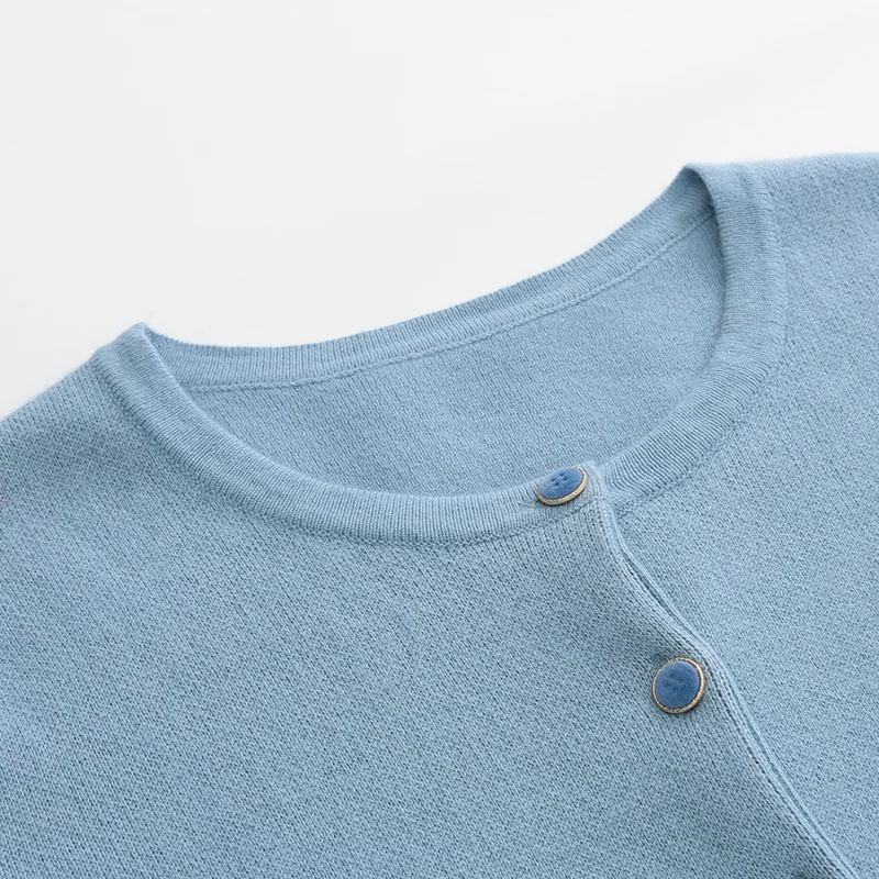 100% Cashmere, Cashmere crew-neck sweater — Red Embroidered bell sleeve, 14–15.5µm, Cashmere Garment / Women — detail view 6
