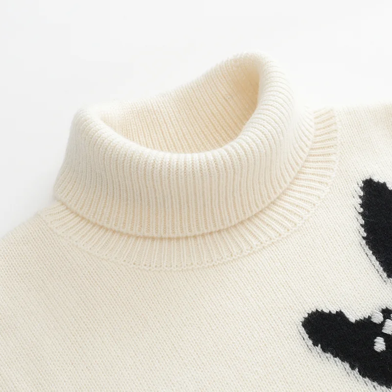 100% Cashmere, Cashmere crew-neck sweater — Red Embroidered, 14–15.5µm, Cashmere Garment / Women — detail view 7