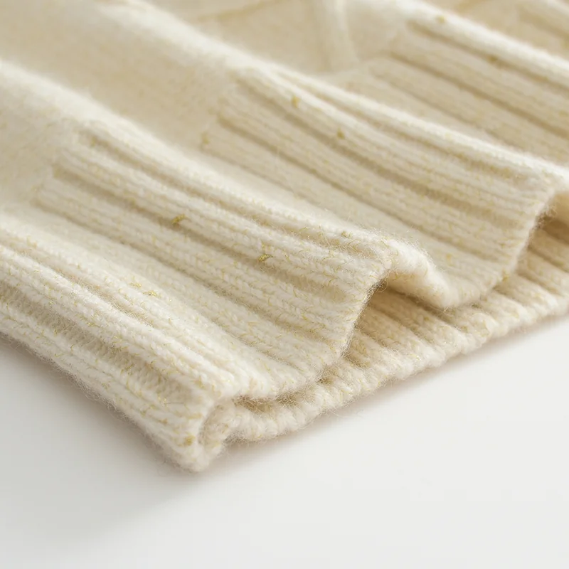 100% Cashmere, Cashmere crew-neck sweater — Black Cable, 14–15.5µm, Cashmere Garment / Women — detail view 4