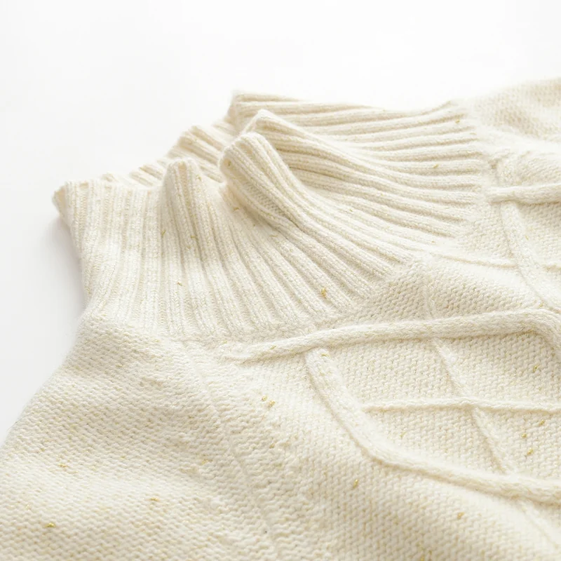 100% Cashmere, Cashmere crew-neck sweater — Black Cable, 14–15.5µm, Cashmere Garment / Women — detail view 6