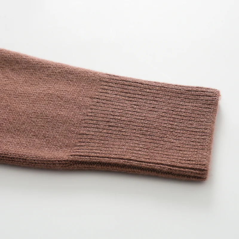 100% Cashmere, Cashmere crew-neck sweater — White, 14–15.5µm, Cashmere Garment / Women — detail view 7