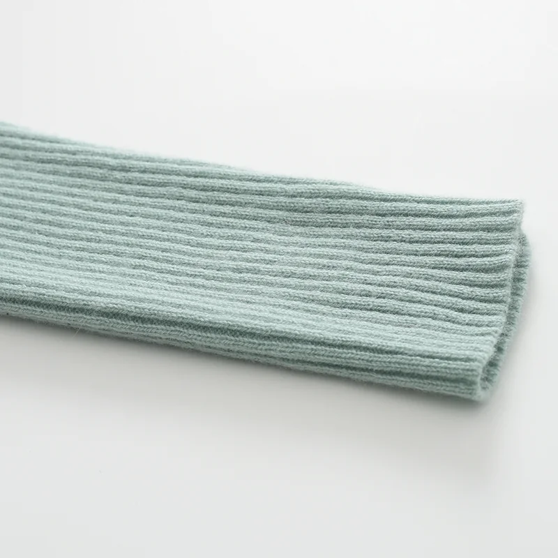 100% Cashmere, Cashmere button-front cardigan — Camel, 14–15.5µm, Cashmere Garment / Women — detail view 7