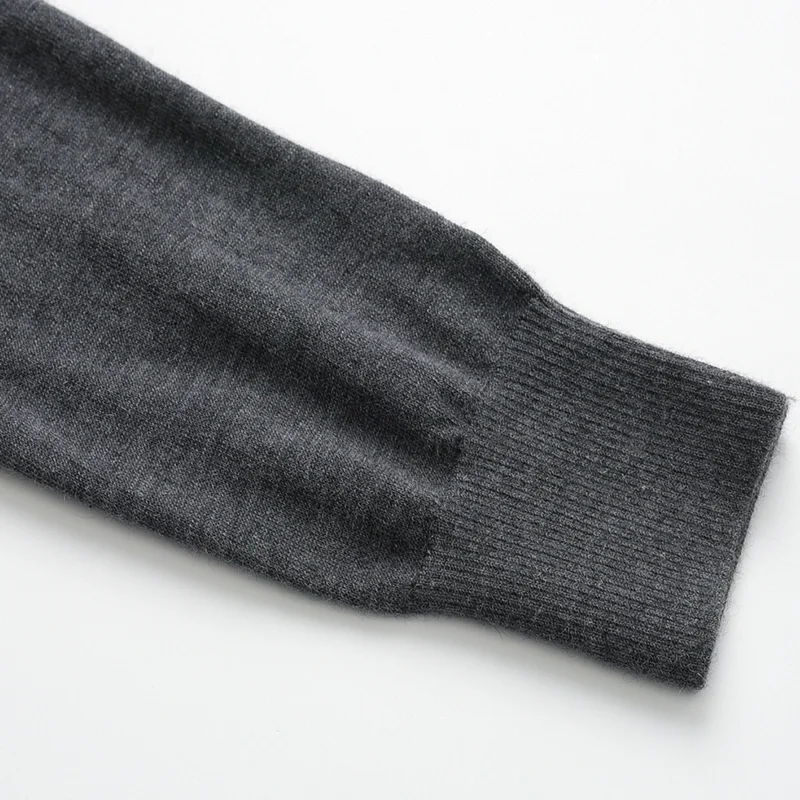 100% Cashmere, Cashmere V-neck sweater — Red, 14–15.5µm, Cashmere Garment / Men — detail view 7