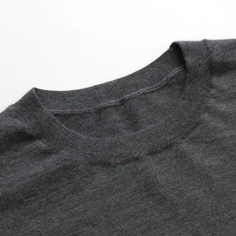 100% Cashmere, Cashmere crew-neck sweater — Red, 14–15.5µm, Cashmere Garment / Men — detail view 8