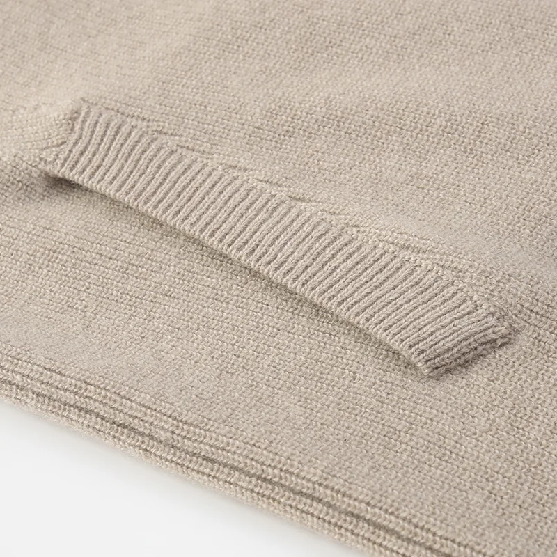 100% Cashmere, Cashmere crew-neck sweater — Grey, 14–15.5µm, Cashmere Garment / Men — detail view 5