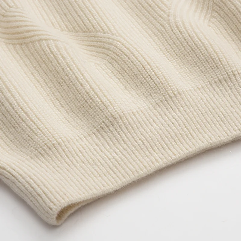 100% Cashmere, Cashmere crew-neck sweater — Beige, 14–15.5µm, Cashmere Garment / Men — detail view 6