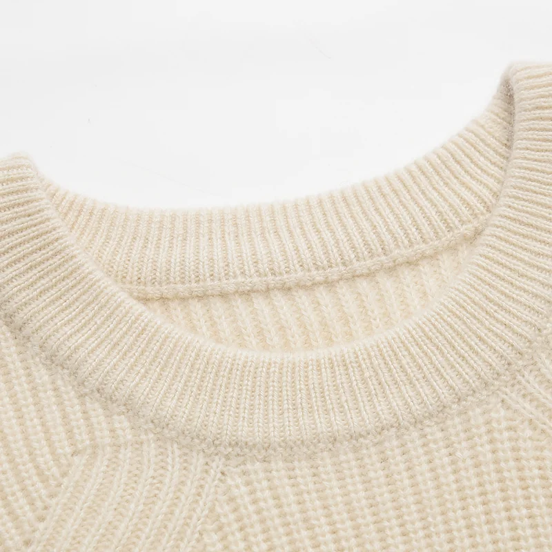 100% Cashmere, Cashmere crew-neck sweater — Beige, 14–15.5µm, Cashmere Garment / Men — detail view 8