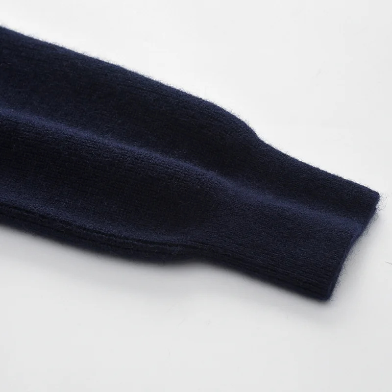 100% Cashmere, Cashmere crew-neck sweater — Grey, 14–15.5µm, Cashmere Garment / Men — detail view 8