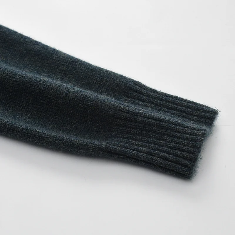 100% Cashmere, Cashmere crew-neck sweater — Navy, 14–15.5µm, Cashmere Garment / Men — detail view 7