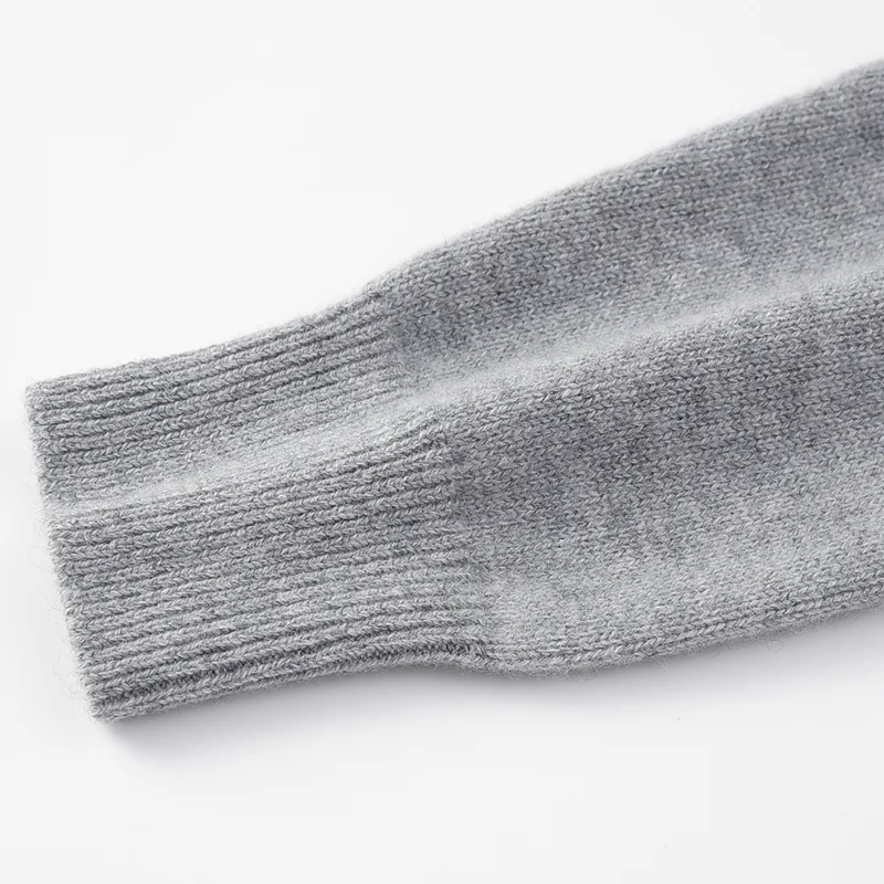 100% Cashmere, Cashmere crew-neck sweater — Camel Cable, 14–15.5µm, Cashmere Garment / Men — detail view 5