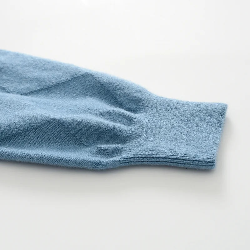 100% Cashmere, Cashmere crew-neck sweater — Grey, 14–15.5µm, Cashmere Garment / Men — detail view 7