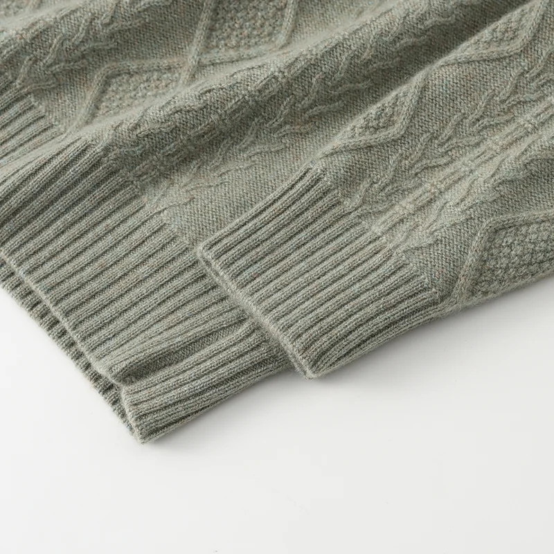 100% Cashmere, Cashmere crew-neck sweater — Camel, 14–15.5µm, Cashmere Garment / Men — detail view 5