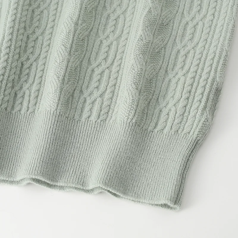 100% Cashmere, Cashmere crew-neck sweater — Red, 14–15.5µm, Cashmere Garment / Men — detail view 5