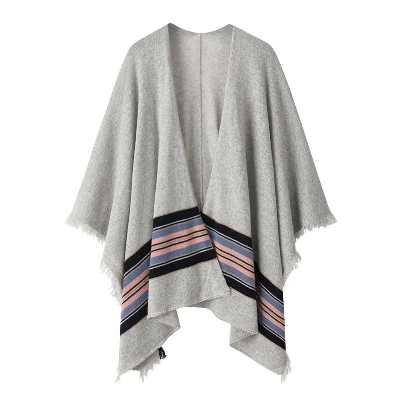 100% Cashmere, Cashmere crew-neck sweater — Camel Hooded, 14–15.5µm, Cashmere Garment / Women — detail view 3