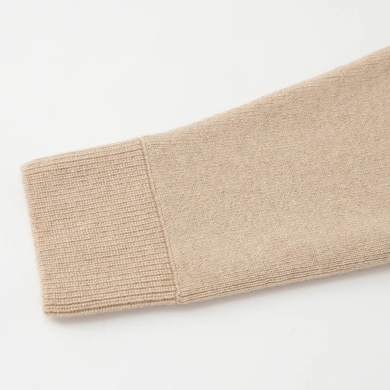 100% Cashmere, Cashmere crew-neck sweater — Beige Waist-tie, 14–15.5µm, Cashmere Garment / Women — detail view 4