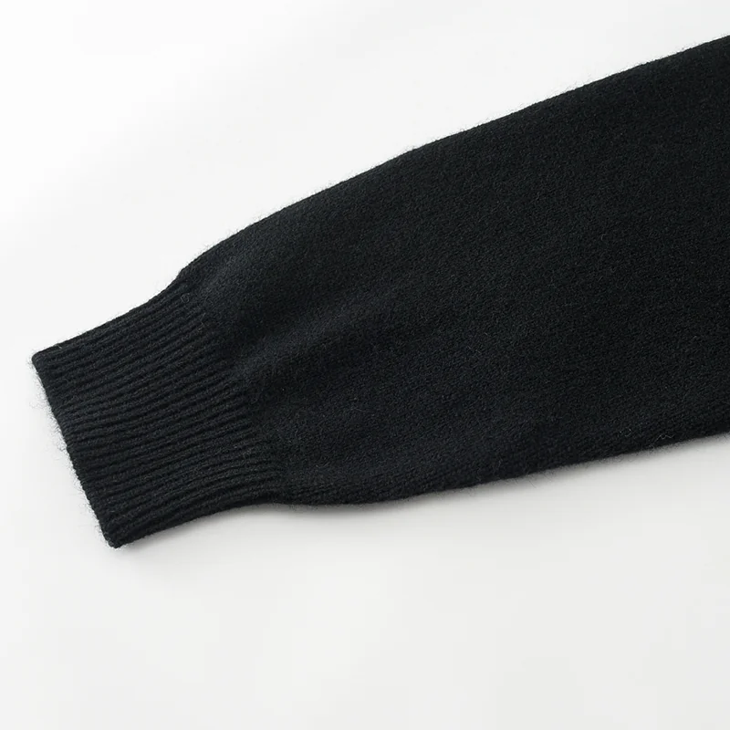 100% Cashmere, Cashmere crew-neck sweater — Black Colour-block, 14–15.5µm, Cashmere Garment / Women — detail view 4