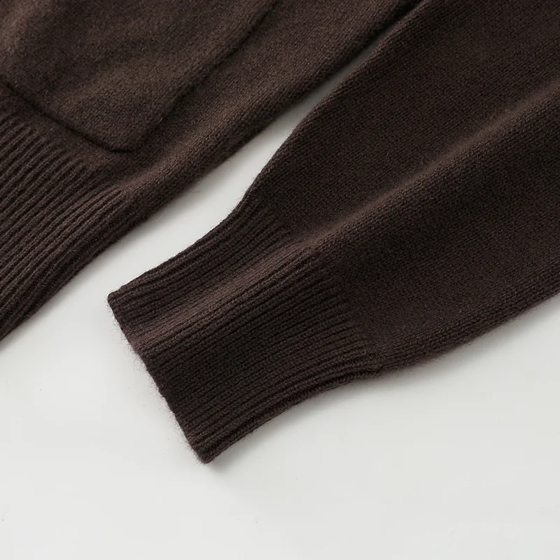 100% Cashmere, Cashmere crew-neck sweater — Camel, 14–15.5µm, Cashmere Garment / Women — detail view 4
