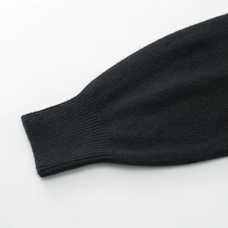 100% Cashmere, Cashmere crew-neck sweater — Red, 14–15.5µm, Cashmere Garment / Women — detail view 5