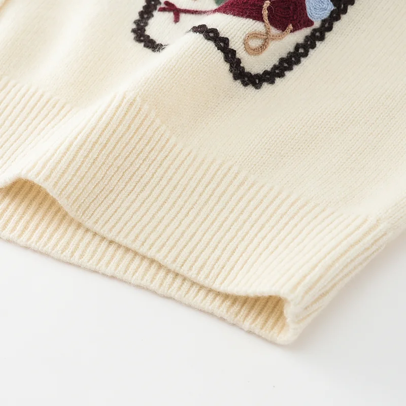 100% Cashmere, Cashmere crew-neck sweater — White Embroidered, 14–15.5µm, Cashmere Garment / Women — detail view 3