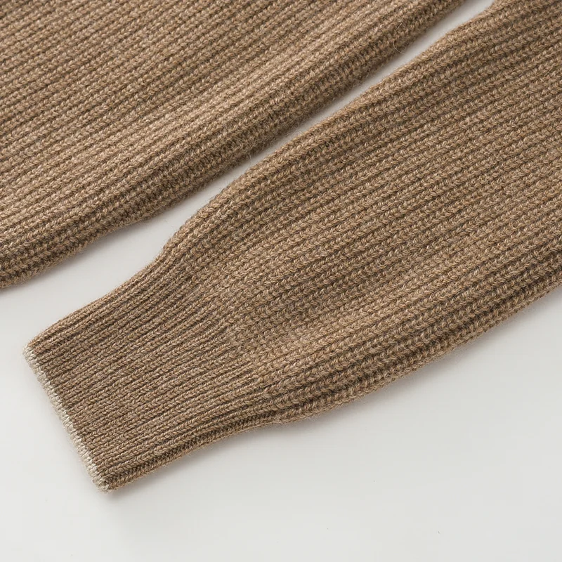 100% Cashmere, Cashmere crew-neck sweater — Grey, 14–15.5µm, Cashmere Garment / Men — detail view 7