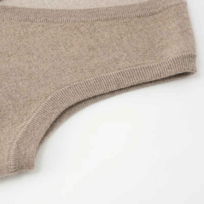 100% Cashmere, Cashmere sleeveless vest — Grey Vest, 14–15.5µm, Cashmere Garment / Men — detail view 5