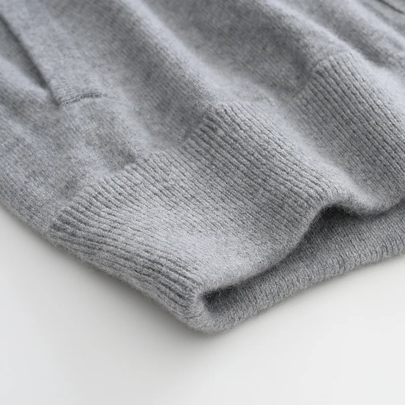 100% Cashmere, Cashmere crew-neck sweater — Grey, 14–15.5µm, Cashmere Garment / Men — detail view 8