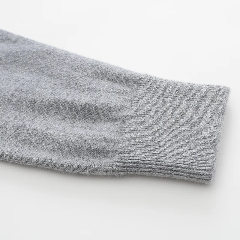 100% Cashmere, Cashmere crew-neck sweater — Grey, 14–15.5µm, Cashmere Garment / Men — detail view 9