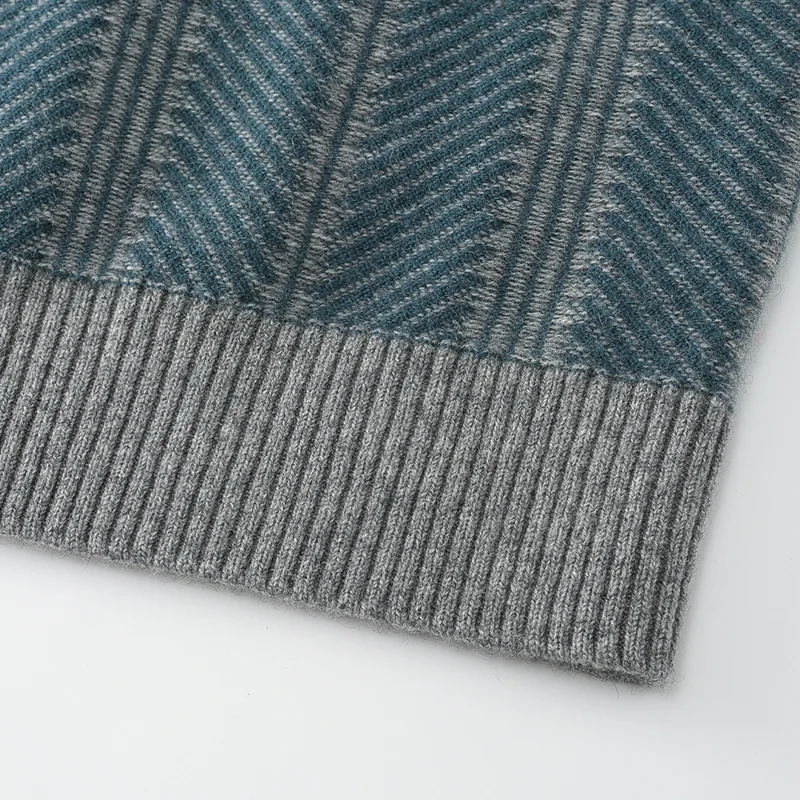100% Cashmere, Cashmere crew-neck sweater — Grey Striped, 14–15.5µm, Cashmere Garment / Men — detail view 4