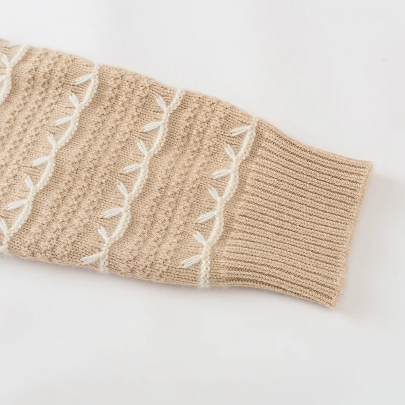 100% Cashmere, Cashmere crew-neck sweater — Grey Fair isle, 14–15.5µm, Cashmere Garment / Women — detail view 5