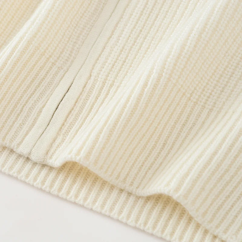 100% Cashmere, Cashmere crew-neck sweater — Grey Striped, 14–15.5µm, Cashmere Garment / Women — detail view 5