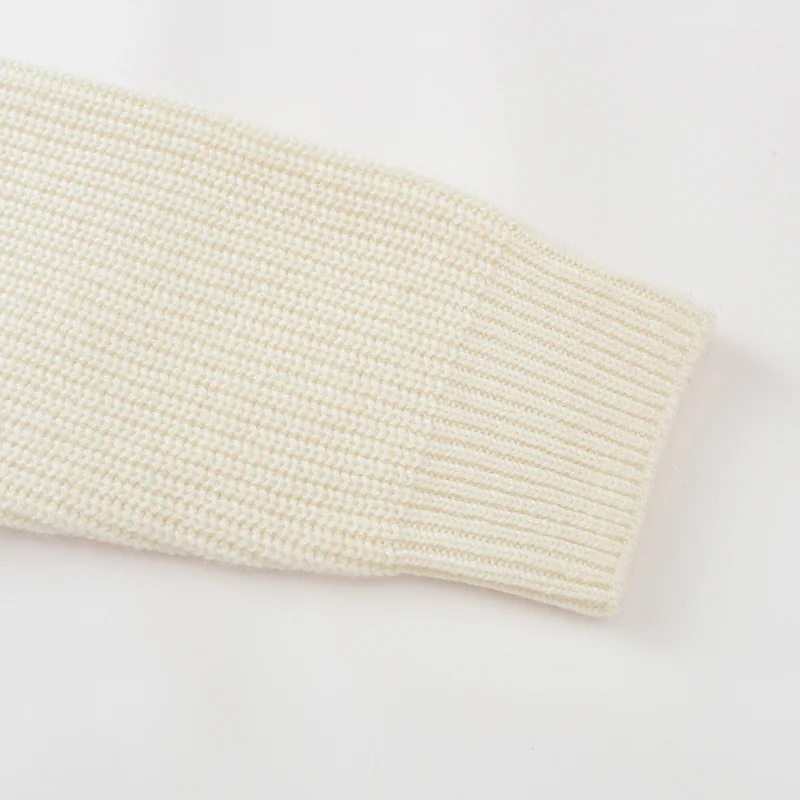 100% Cashmere, Cashmere crew-neck sweater — Grey Striped, 14–15.5µm, Cashmere Garment / Women — detail view 6