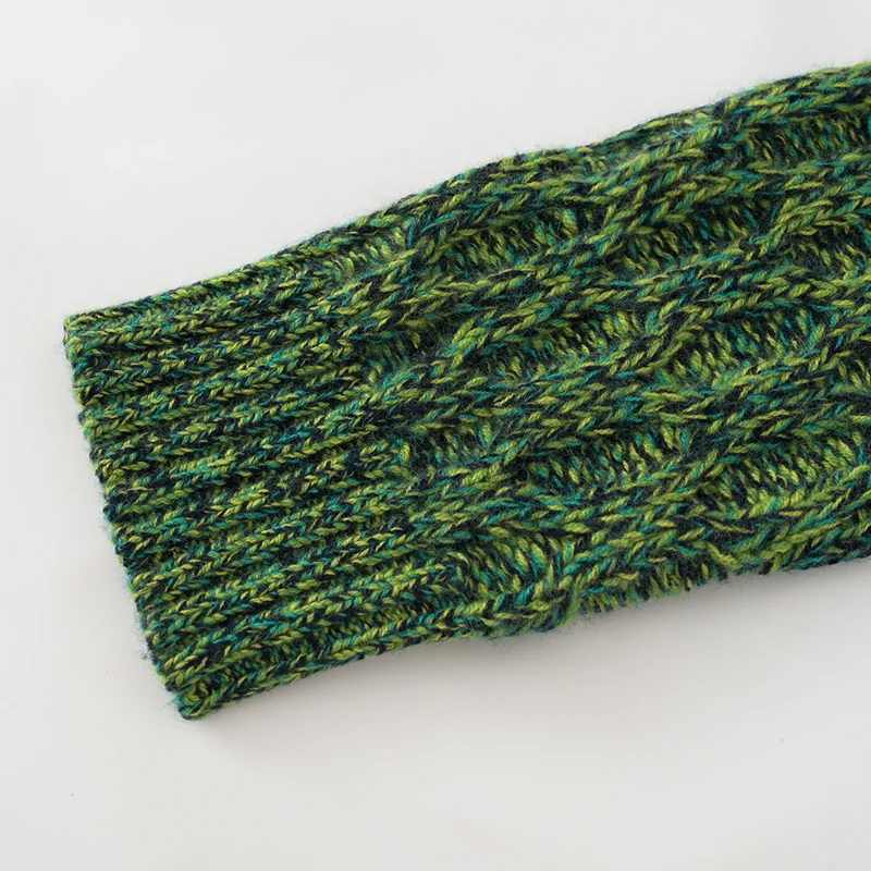 100% Cashmere, Cashmere crew-neck sweater — Green Embroidered, 14–15.5µm, Cashmere Garment / Women — detail view 4