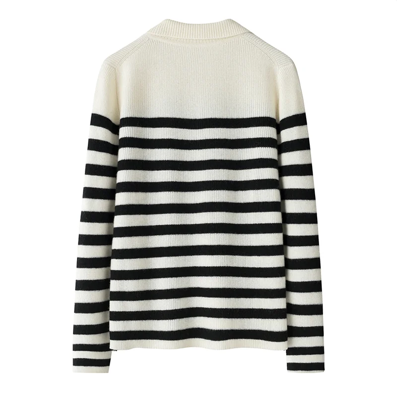 Cashmere crew-neck sweater — Camel — Cashmere Sweaters & Knitwear, 100% Cashmere