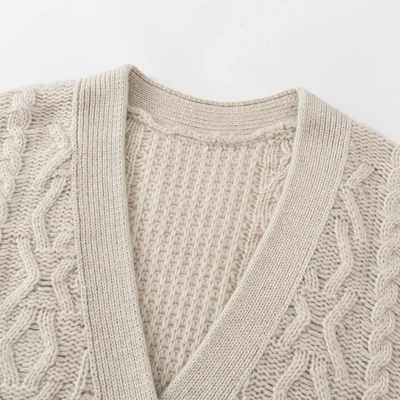 100% Cashmere, Cashmere crew-neck sweater — Beige, 14–15.5µm, Cashmere Garment / Women — detail view 5